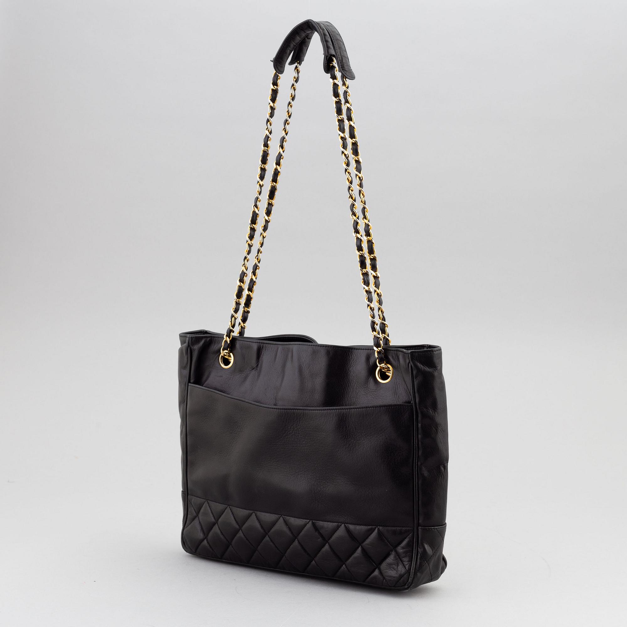Chanel, a black quilted leather handbag, 1980's.