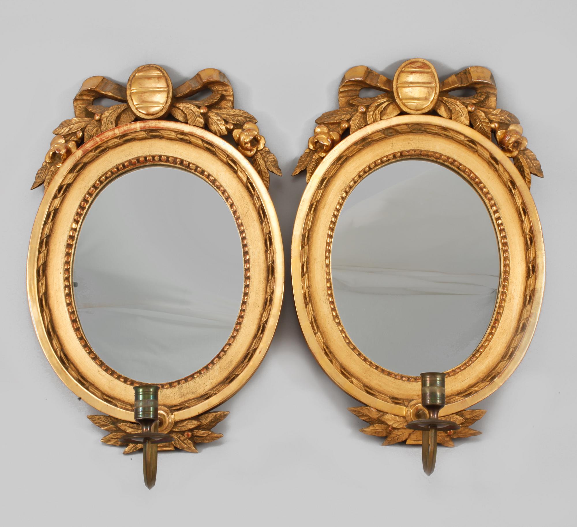 SPEGELLAMPETTER, ett par, gustaviansk stil, 1900-talets första hälft/mitt.