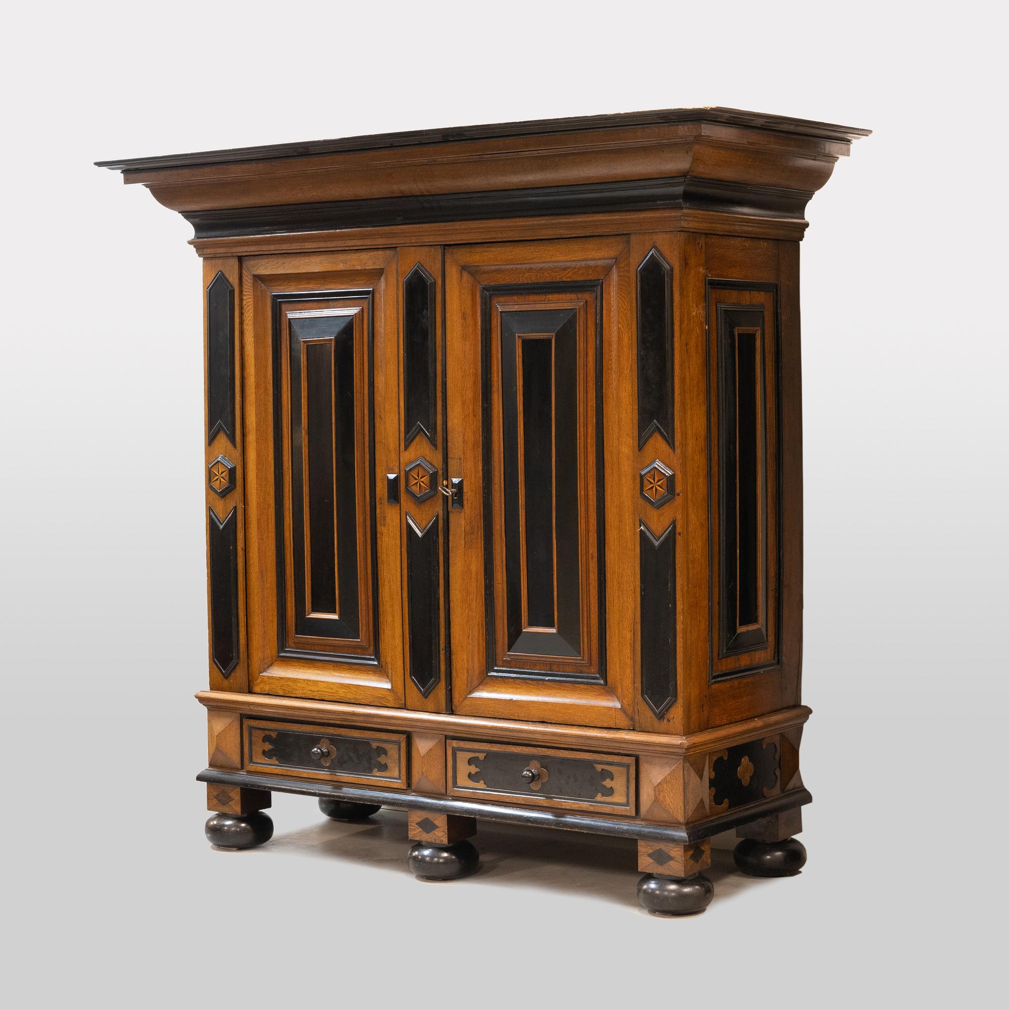 An oak Baroque cabinet, 18th Century.
