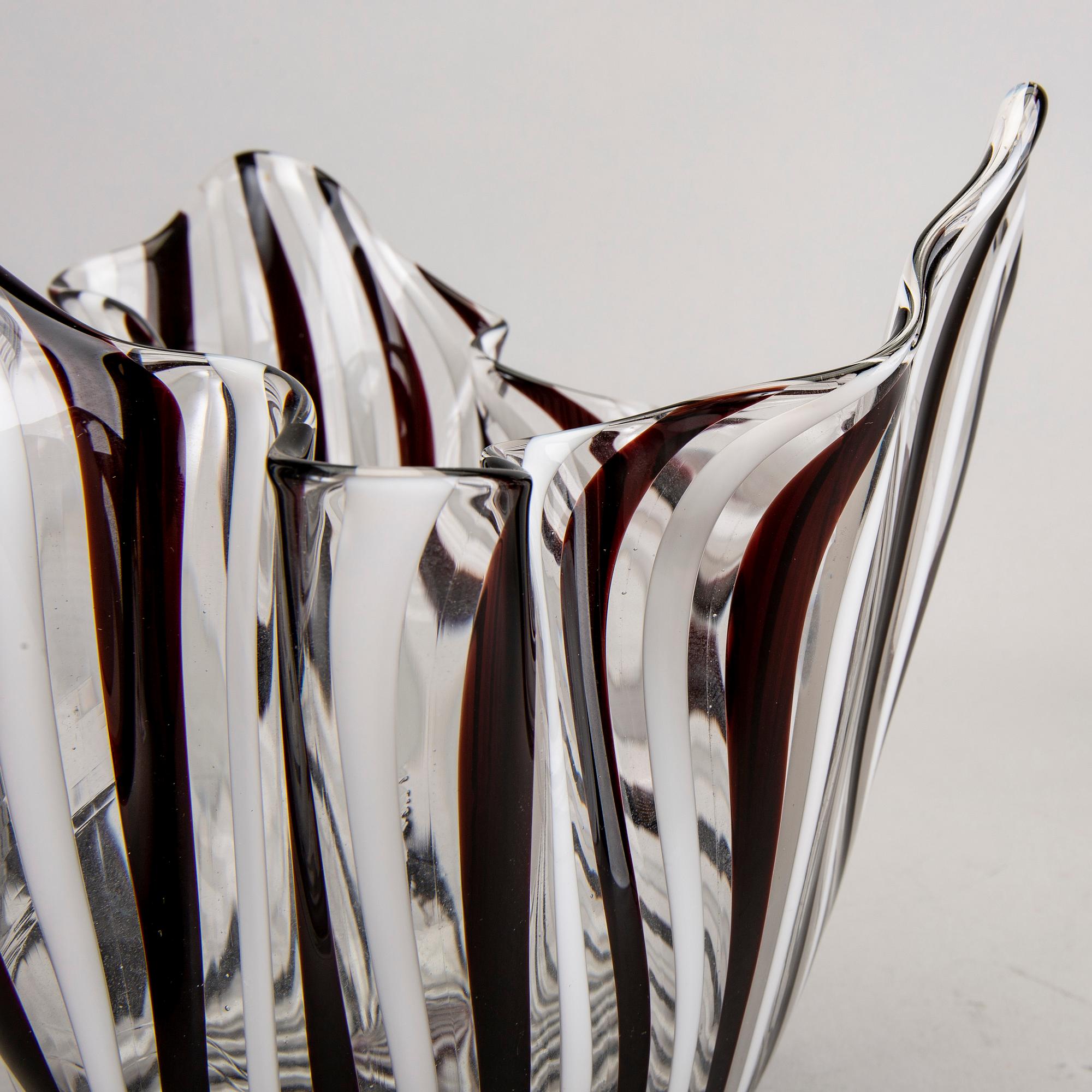 Probably Paolo Venini & Fulvio Bianconi, glass, "Fazzoletto", Venini, Murano, Italy.