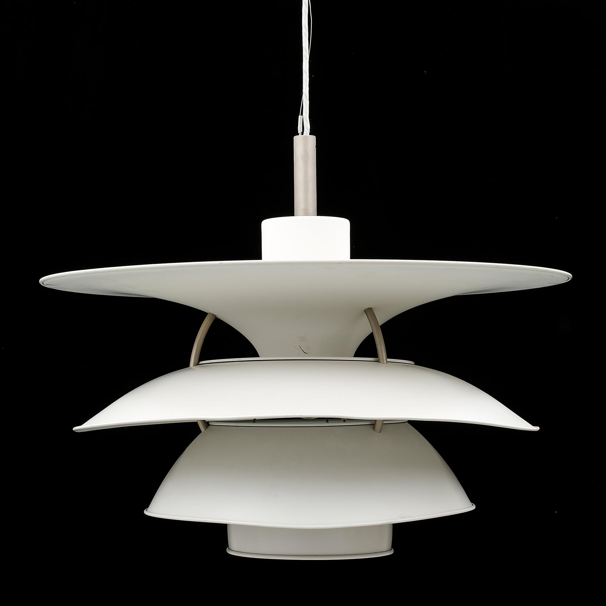 TAKLAMPA, "Charlottenborg PH 6 1/2-6", Ebbe Christensen, Sophus Frandsen och Poul Henningsen, Louis Poulsen.