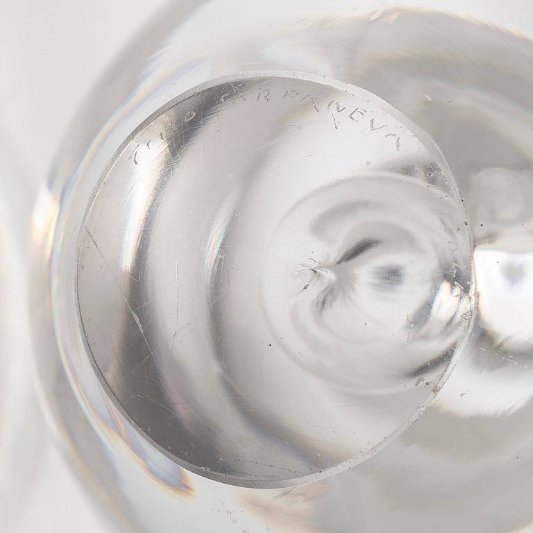 Timo Sarpaneva, a 'Teardrop' glass sculpture, model 3575, signed Timo Sarpaneva Iittala.