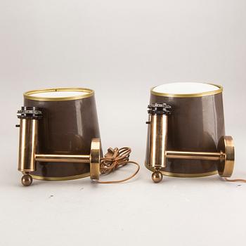 Wall lamps, a pair, "V-18", Bergboms, second half of the 20th century.