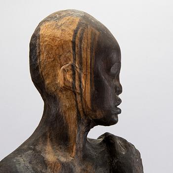 A WOODEN SCULPTURE, 20th century.