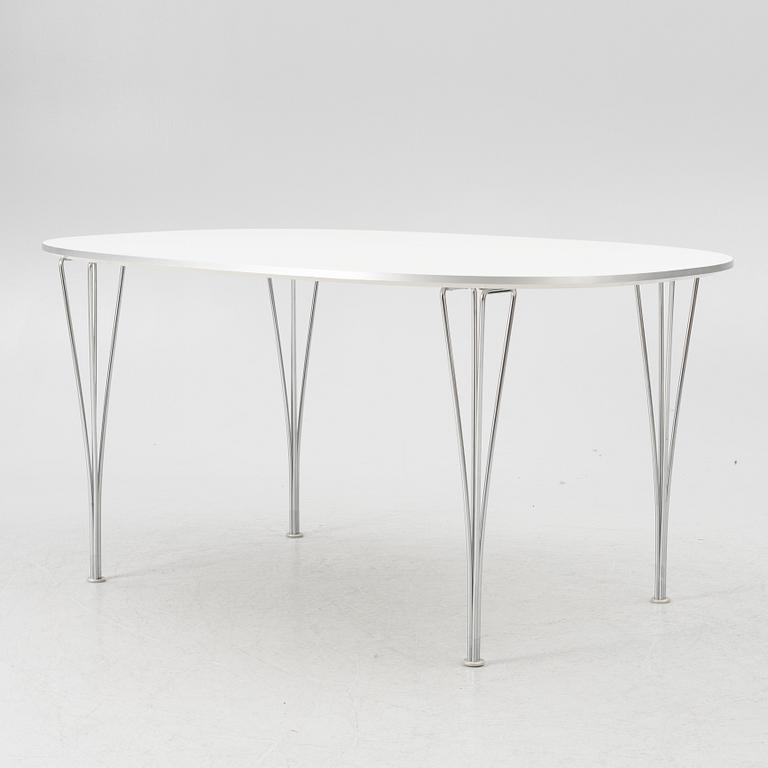 Bruno Mathsson & Piet Hein, matbord, "Superellips", Fritz Hansen, Danmark 2005.