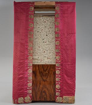 Four-poster bed, called "Axel Oxenstiernas bed", probably 18th century.