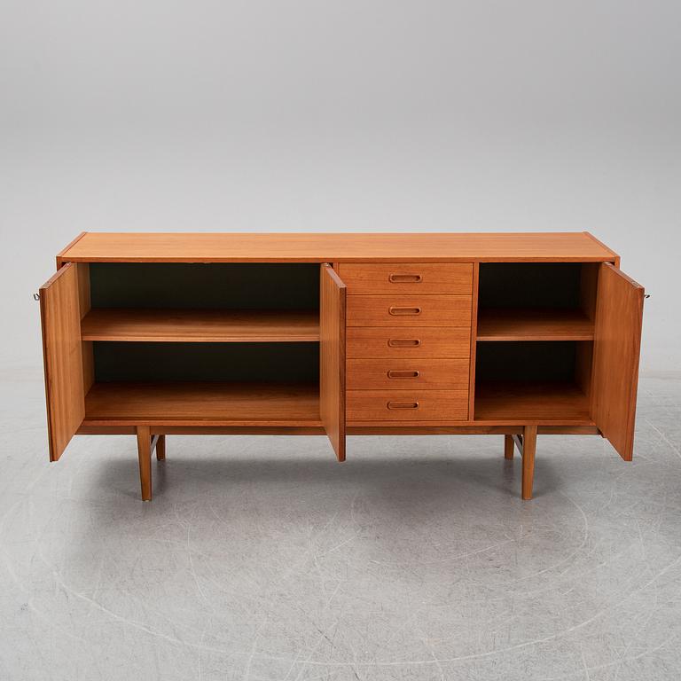SIDEBOARD, teak, ca 1950-60-tal.
