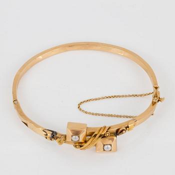 ARMBAND, troligen med sötvattenspärlor och filigranarbete, Turku, Finland, 1884.
