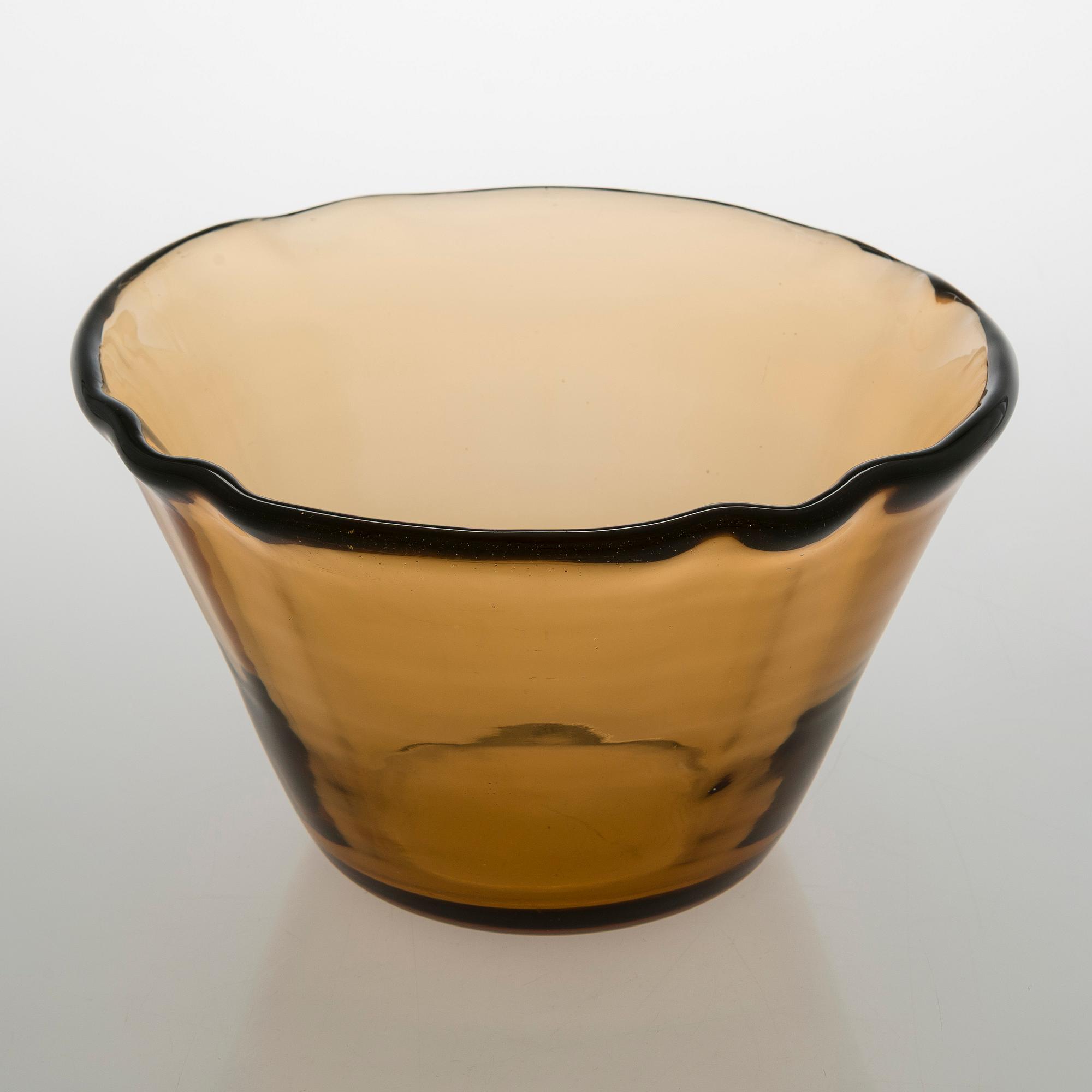 Gunnel Nyman, skål,  signerad Gunnel Gustafsson, Oy. Riihimäki -37.