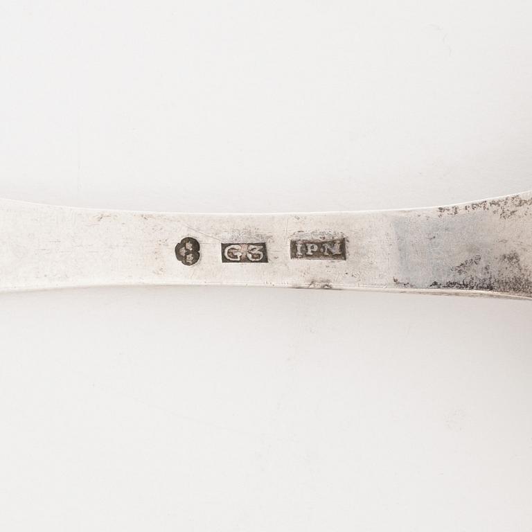 Skedar, 6 st, silver, olika mästare, bl.a. Johan Petter Molér, Visby, 1813. Karl Johan.