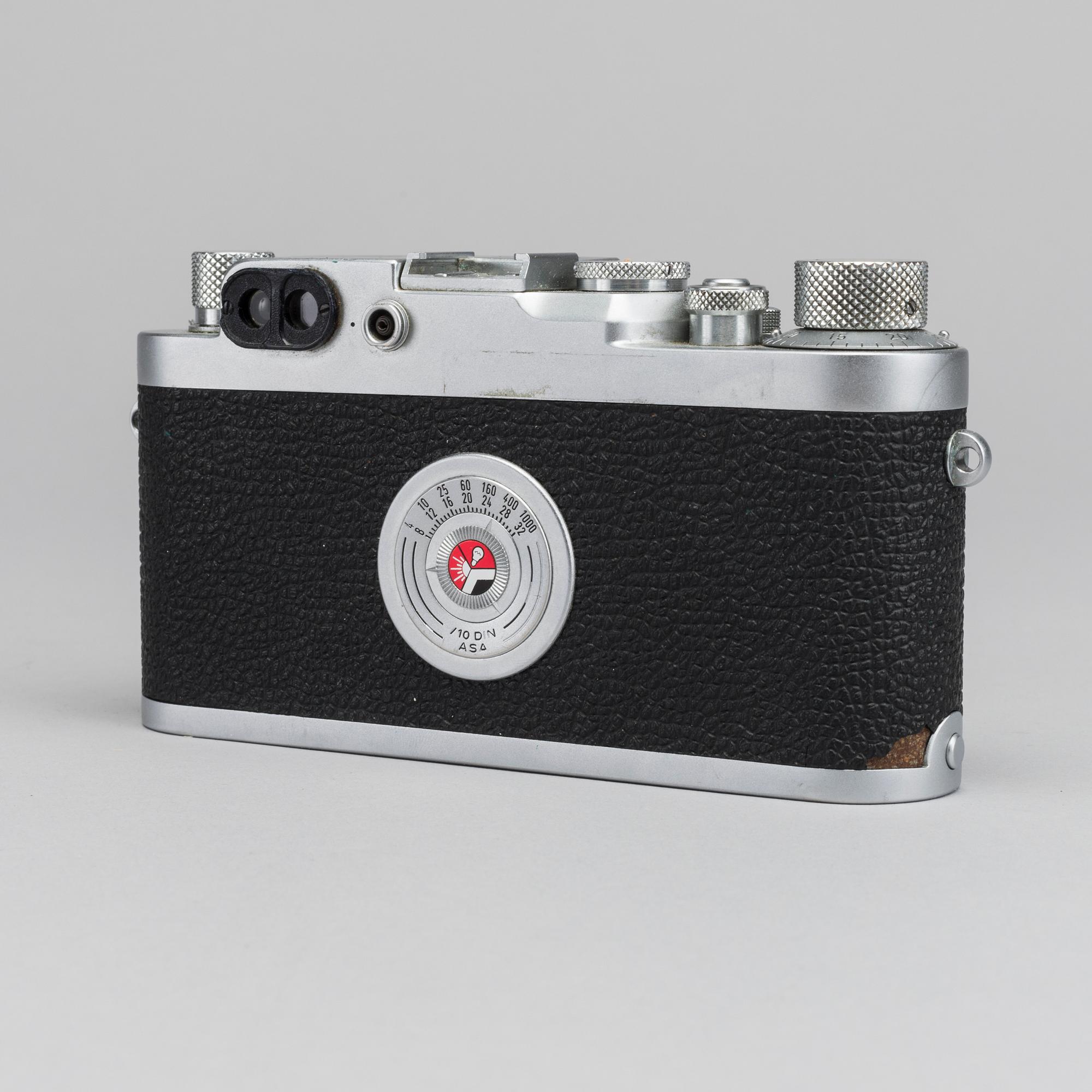 KAMERA,  Leica IIIg, NR 846509. Wetzlar, Tyskland 1956. Med Summicron f=5 cm. 1:2 Nr. 1105688.