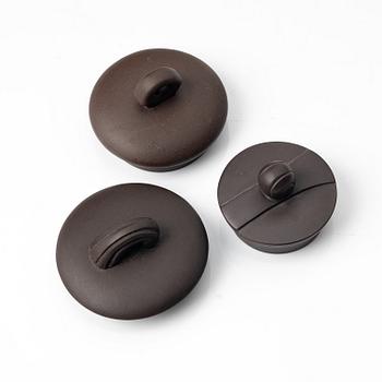 A group of four Chinese brown yixing teapots, 1980/90s.