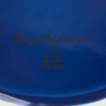 Birger Kaipiainen, a ceramic art dish, marked Birger Kaipiainen, Arabia, Finland.