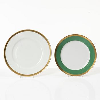 Karin Björquist, A 19 piece "Nobel", service, Karin Björquist, Rörstrand, as well as glass, "Nobel", a pair, Gunnar Cyrén, Orrefors.