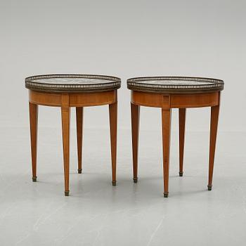 LAMPBORD, ett par, Louis XVI-stil, 1900-talets första hälft.