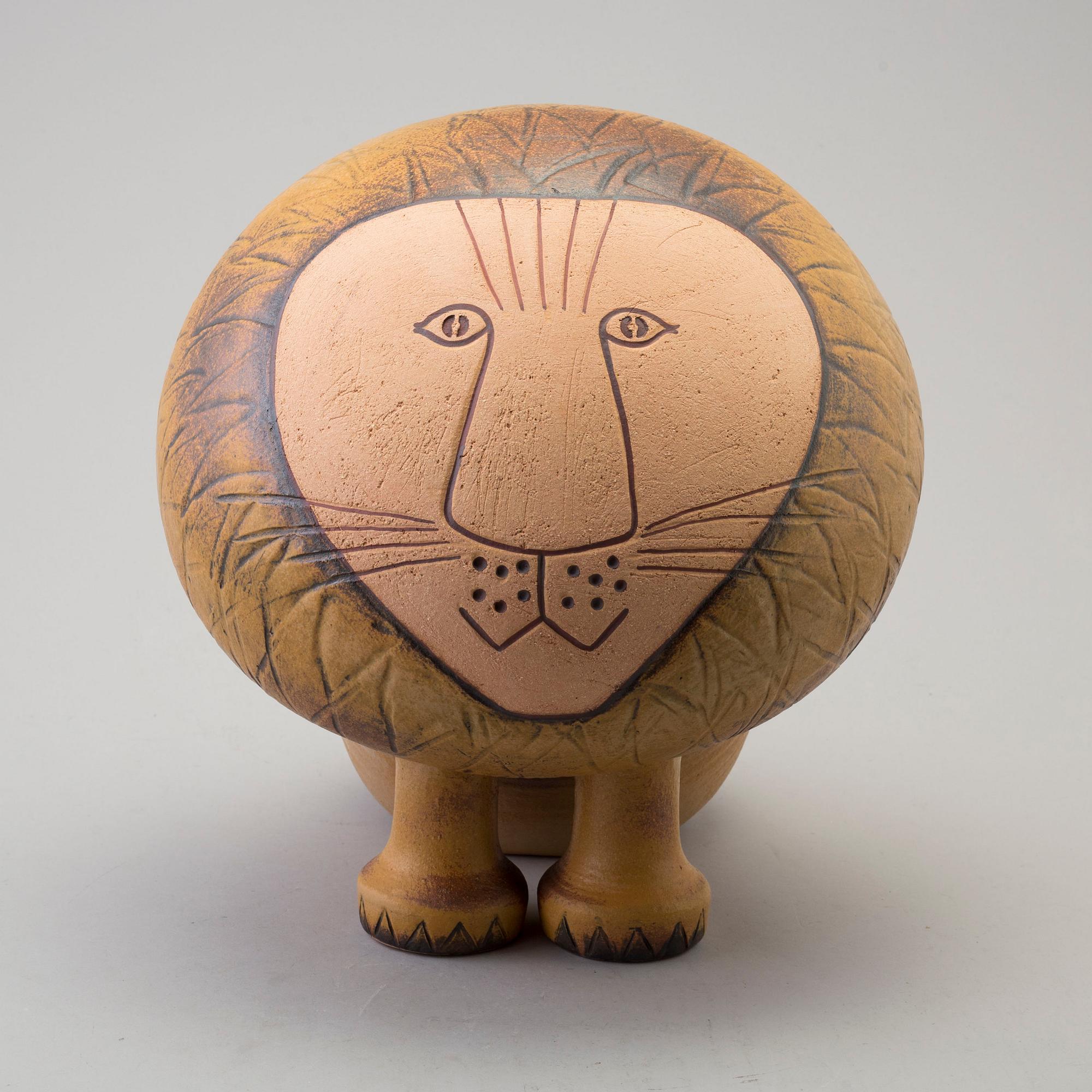 LISA LARSON, skulptur, "Lejon Maxi" stengods, K-Studion, Gustavsberg.