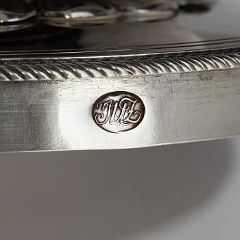Kilian Kelson, tekanna, silver, Stockholm 1756. Rokoko.