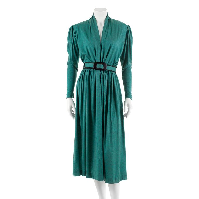 LISA NORIN, a green linnenblend dress. French size 38.