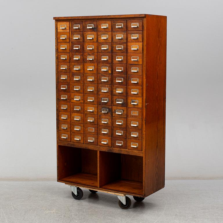 ARKIVSKÅP, 1900-talets andra hälft.