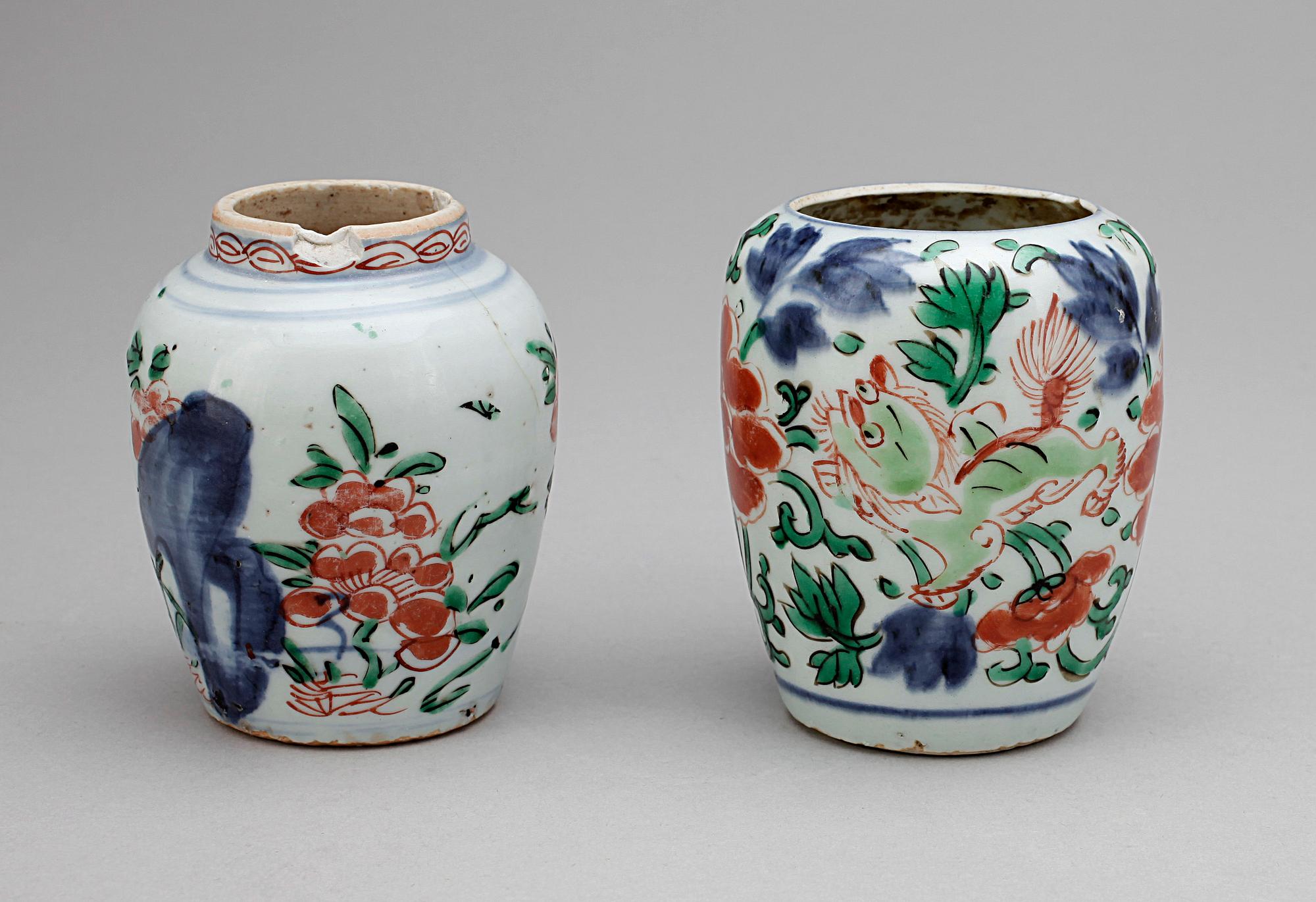 KRUKOR, 2 st, porslin, Kangxi, Kina 1600/1700-tal.