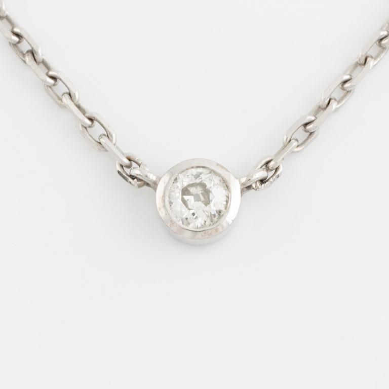 Collier, 18K vitguld med gammalslipad diamant, ca 0,40 ct.