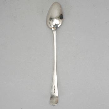 RAGUSKED, silver, Thomas Northcote, London 1785-86. Vikt ca 105 gram.