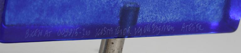 KJELL ENGMAN, sculpture, signed and numbered 009015/300. Kosta Boda.