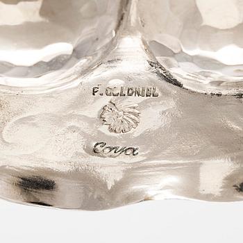 Skål, silver, 1900-tal. Stämplad P. Colonial med Native American märke.