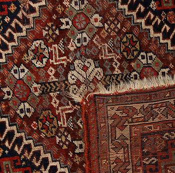 MATTA, orientalisk, antik. Ca 60 x 75 cm.