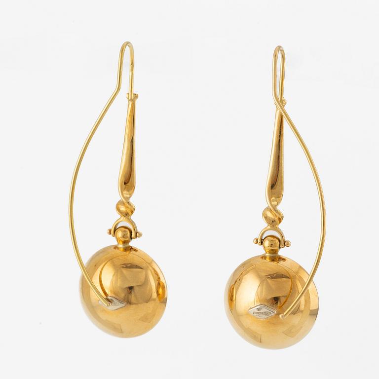 Earrings, a pair, Italy, 18K gold.