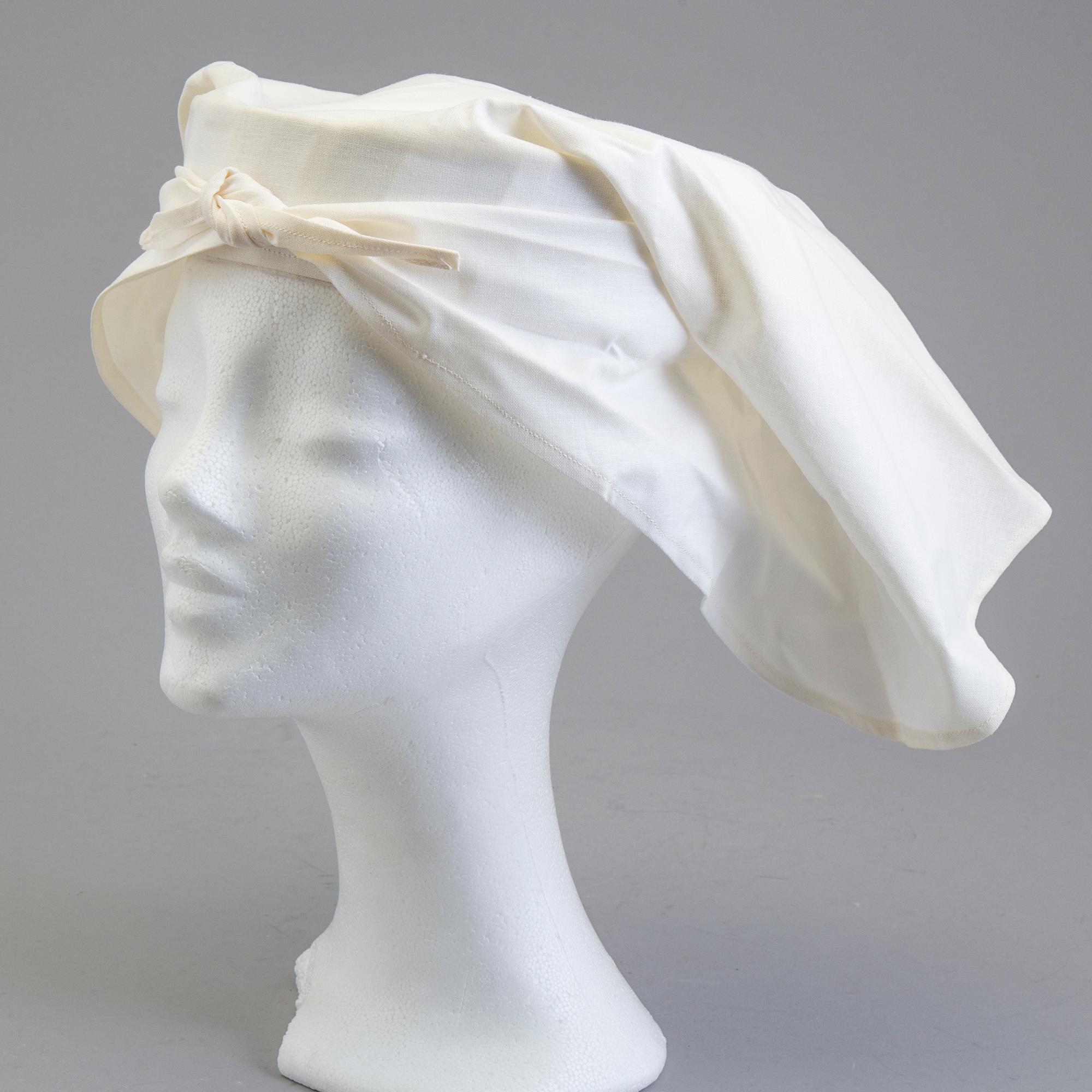 A Swedish folk costume from the second half of the 20th century.