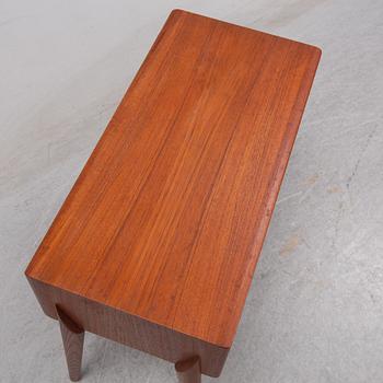 Rimbert Sandholt, byrå, "GT 6835", Ateljé Glas & Trä, Hovmantorp, 1960-tal.