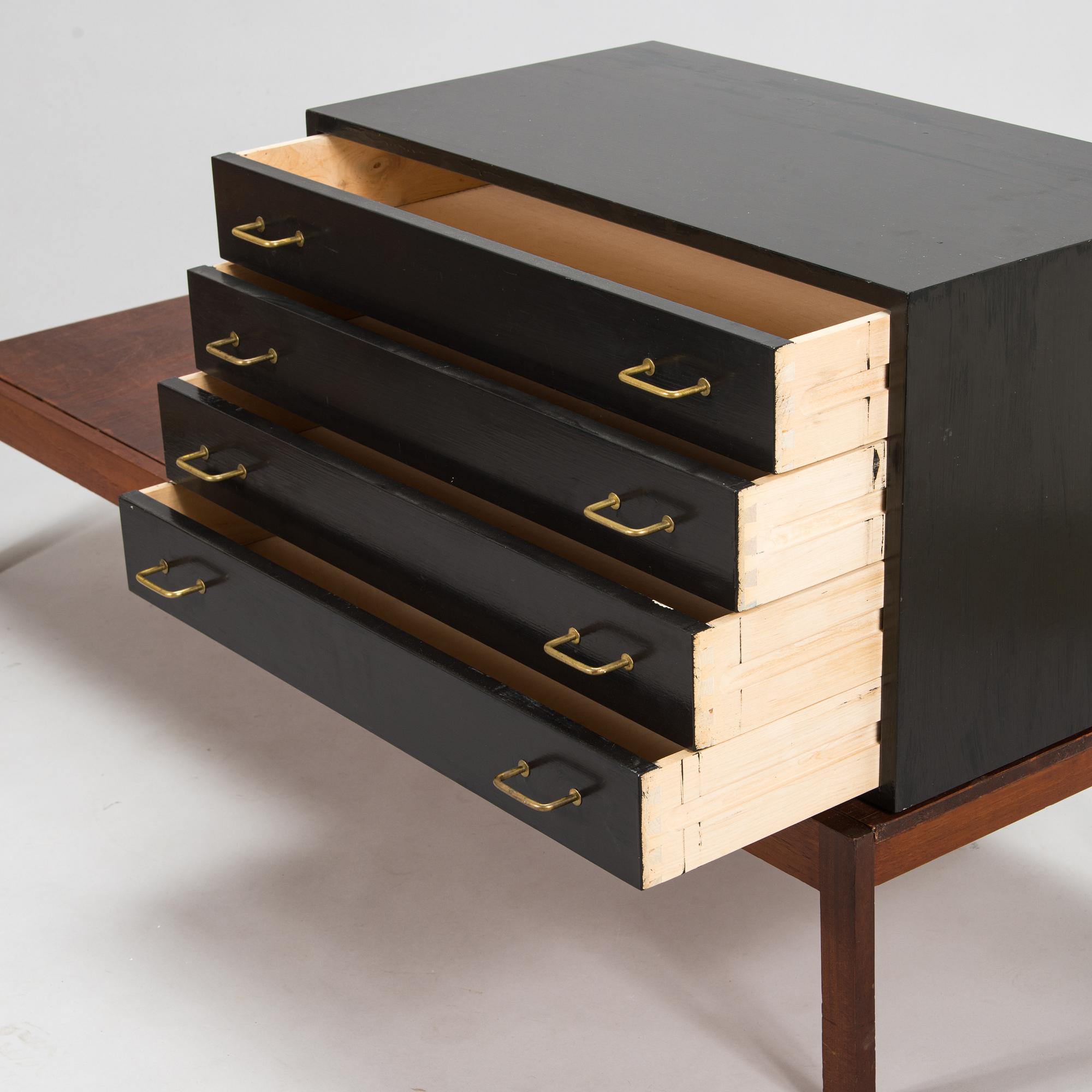 Eric Johan & Jussi Peippo, A 1950s modular shelving system "Duetta" from Asko.
