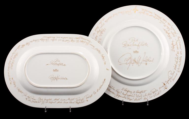 UPPLÄGGNINGSFAT, 2 st, "Die Zauberflöte", Björn Wiinblad, Rosenthal, 1900-tal.