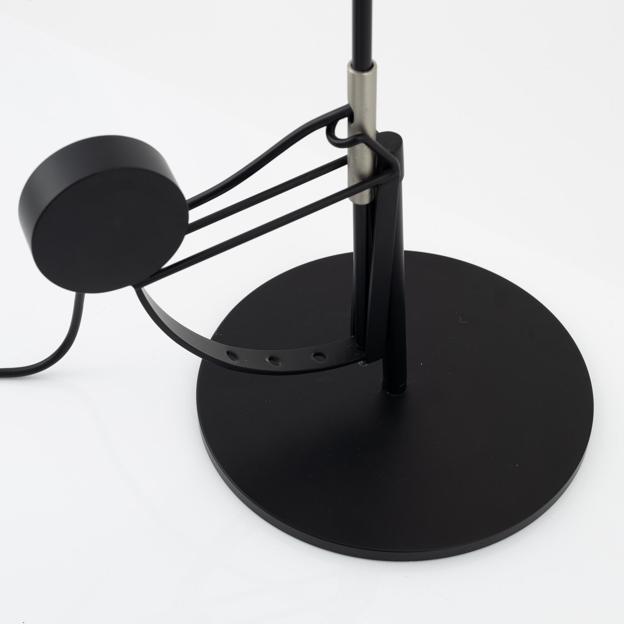 A 'Mantis BS3' desk lamp by Bernard Schottlander for DCWéditions.
