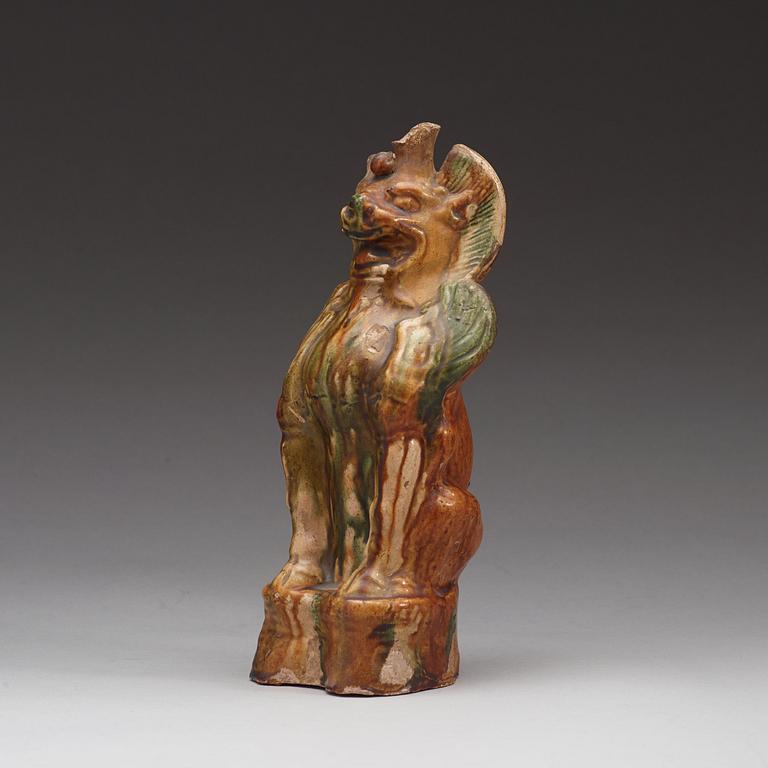 FIGURIN, lergods. Troligen Tangdynastin (618-907).