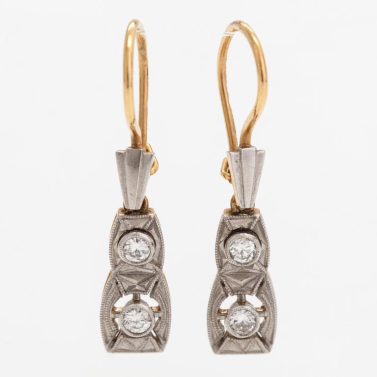 A necklace, ring and earrings, 14K gold and diamonds ca. 0.92 ct in total. Westerback, Helsinki 1964-1973.