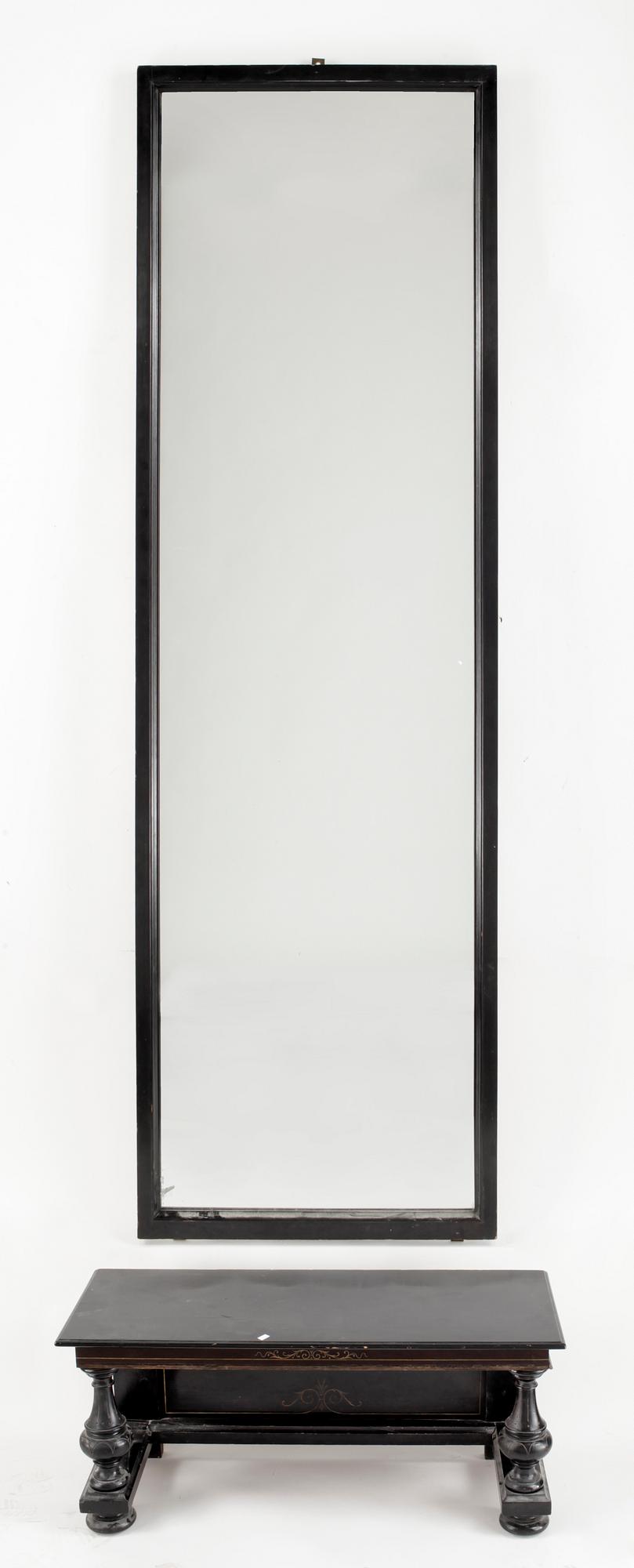 SPEGEL med KONSOLBORD, nyrenässans, 1800-talets andra hälft.