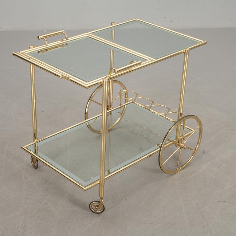 SERVERINGSVAGN, 1900-talets andra hälft.