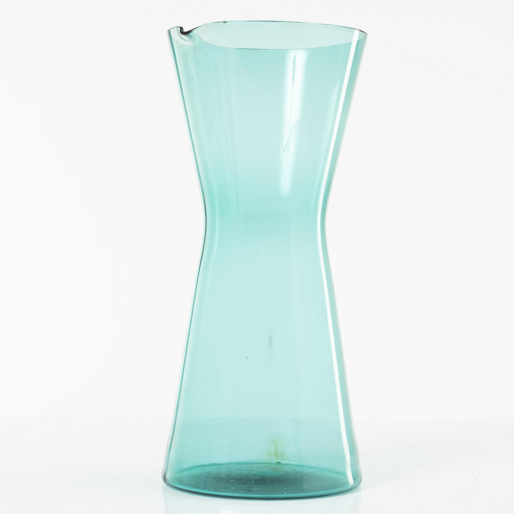 Kaj Franck, drinking glasses, 6 pcs, model 2744 and a pitcher, 1610, Nuutajärvi-Notsjö 1950s/60s.