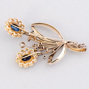 RINTANEULA, viistehiotut safiirit, vanhahiotut timantit, 14K valkokultaa. Palautettu 20.12.