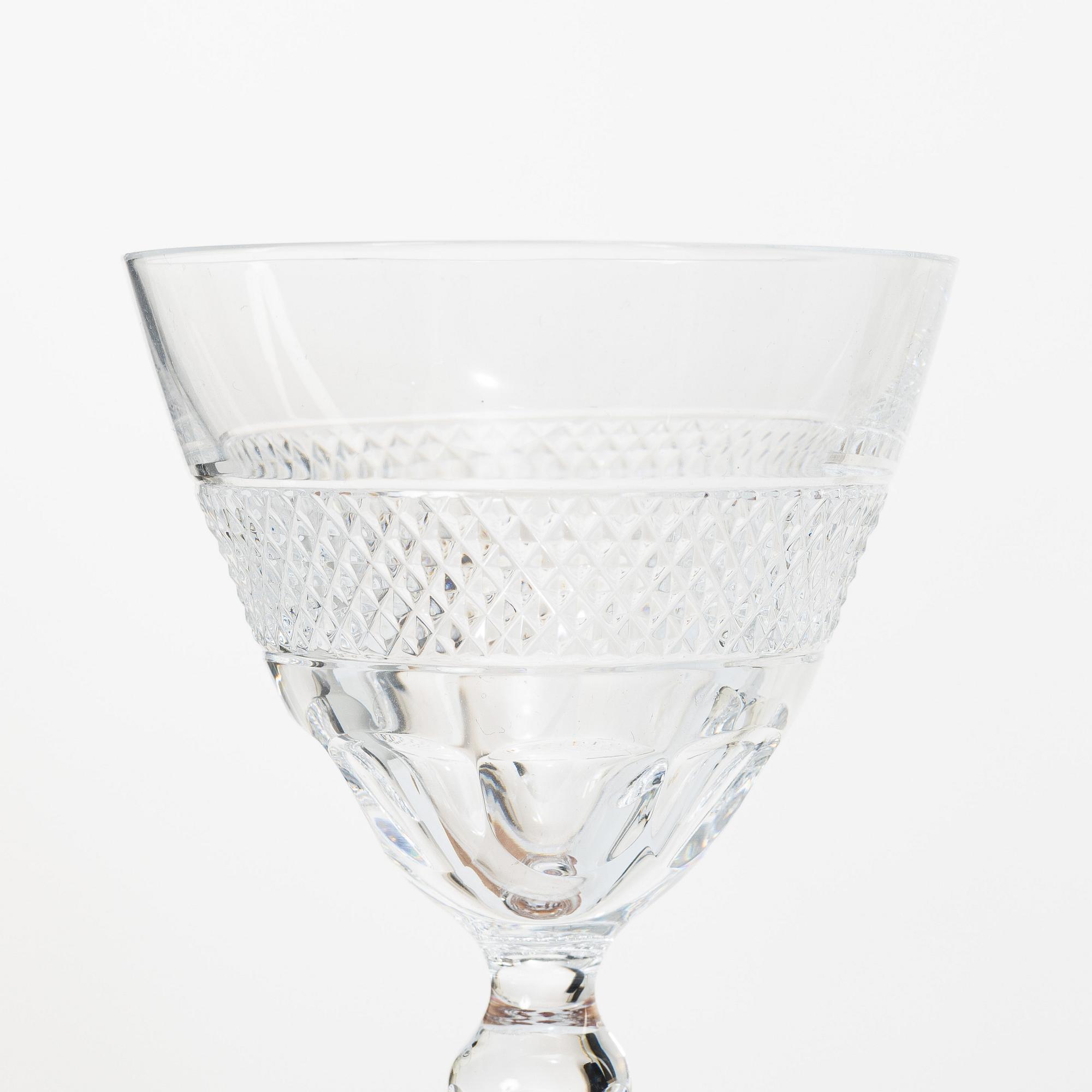 Edward Hald, a 44 pieces glass service, "Rio", Orrefors.