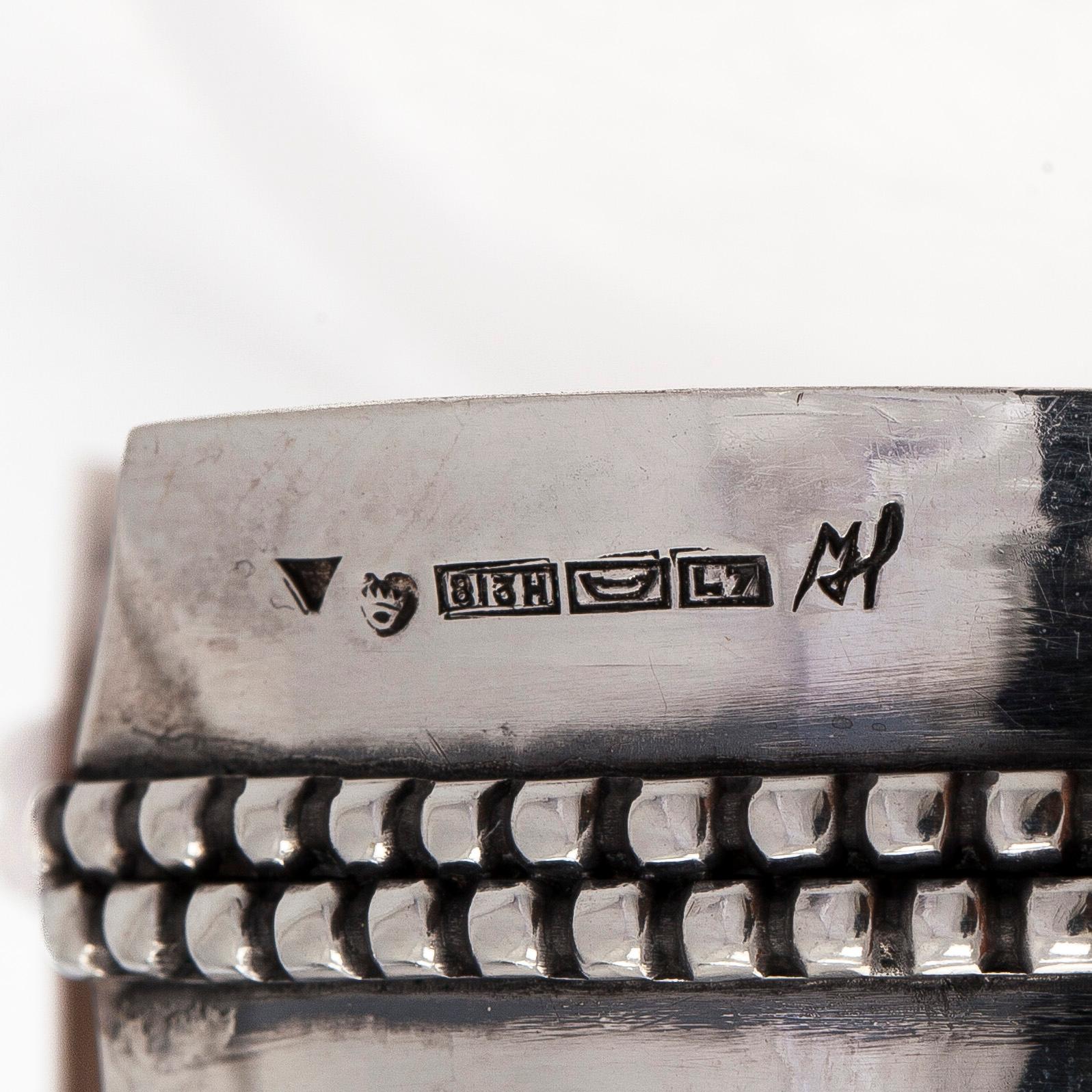 Mauno Honkanen, armband, 2 st, silver, A. Tillander, Helsingfors 1964.