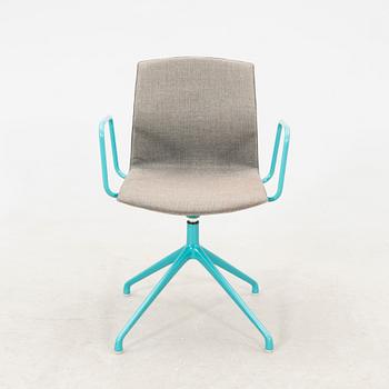 Desk Chair "Gorka Swivel" Akaba.