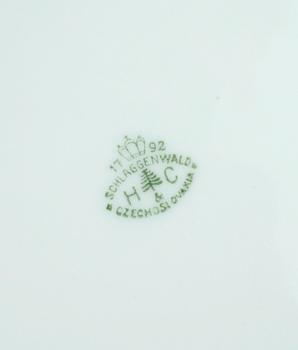 SERVISDELAR, 17 st, porslin, empire resp empirestil, 1800-talets första hälft/mitt resp 1900-talets första hälft.