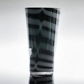 INGEGERD RÅMAN, vas, glas, signerad Orrefors Limited 2003 9032-88 Ingegerd Råman 7-70.