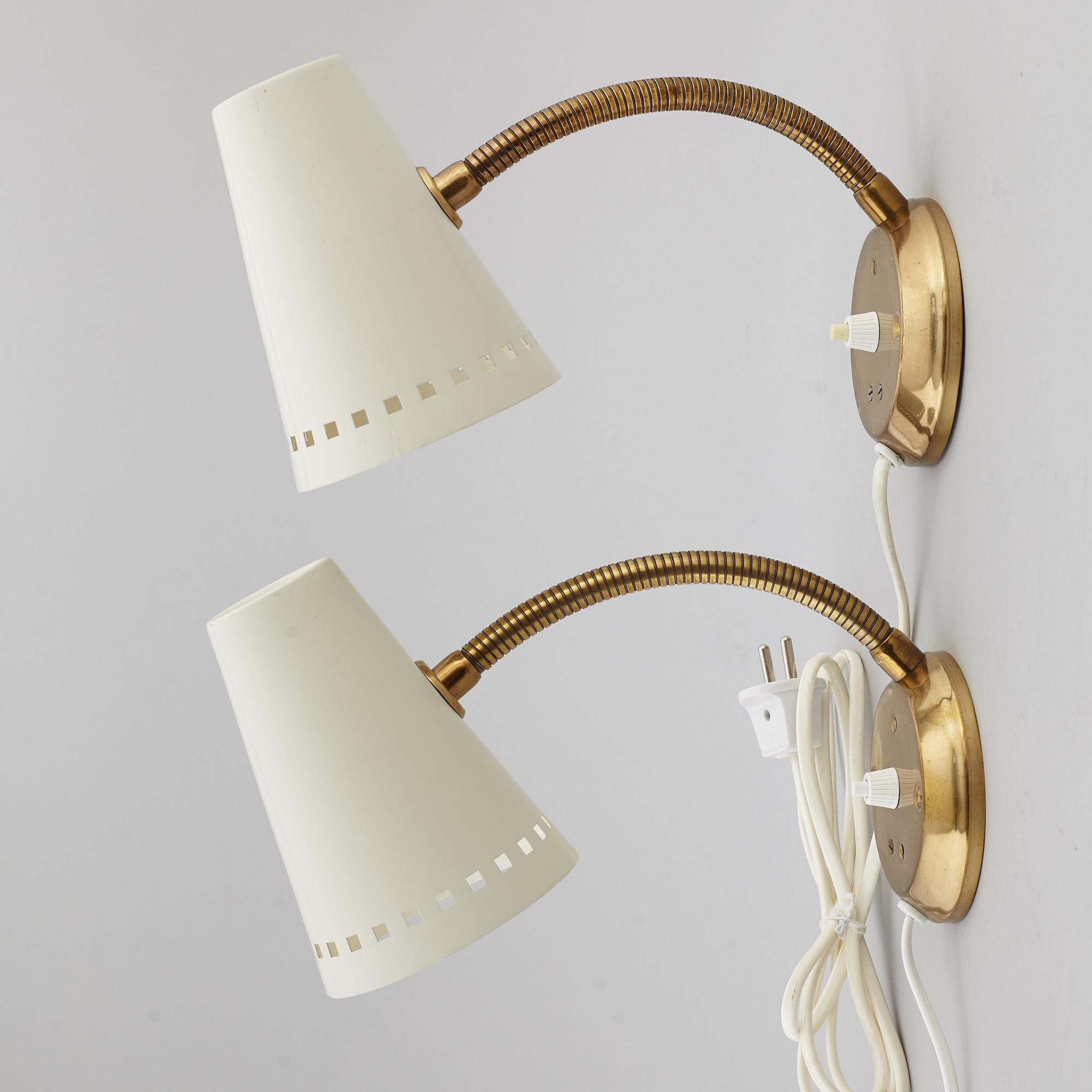 A pair of wall lights from Elidus, Fristad.