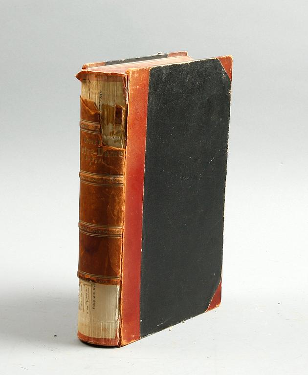 BOK, Victor Hugo, Notre-Dame de Paris, Paris Perroitin, Editeur 1844.