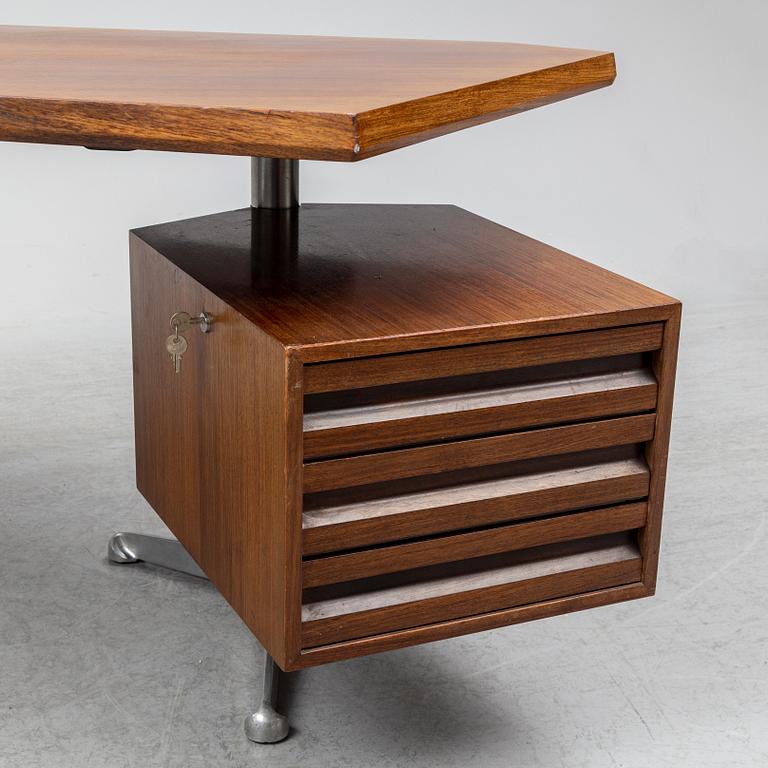 OSVALDO BORSANI, executive desk with armchair, Tecno Italy, 1970's.