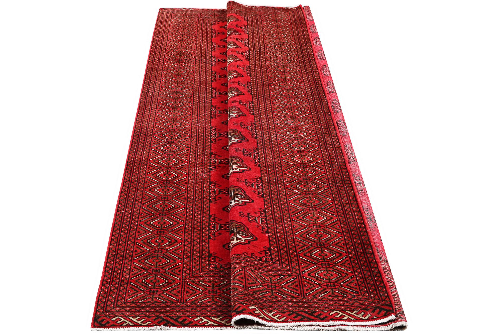 Matta, persisk, ca 290 x 206 cm.